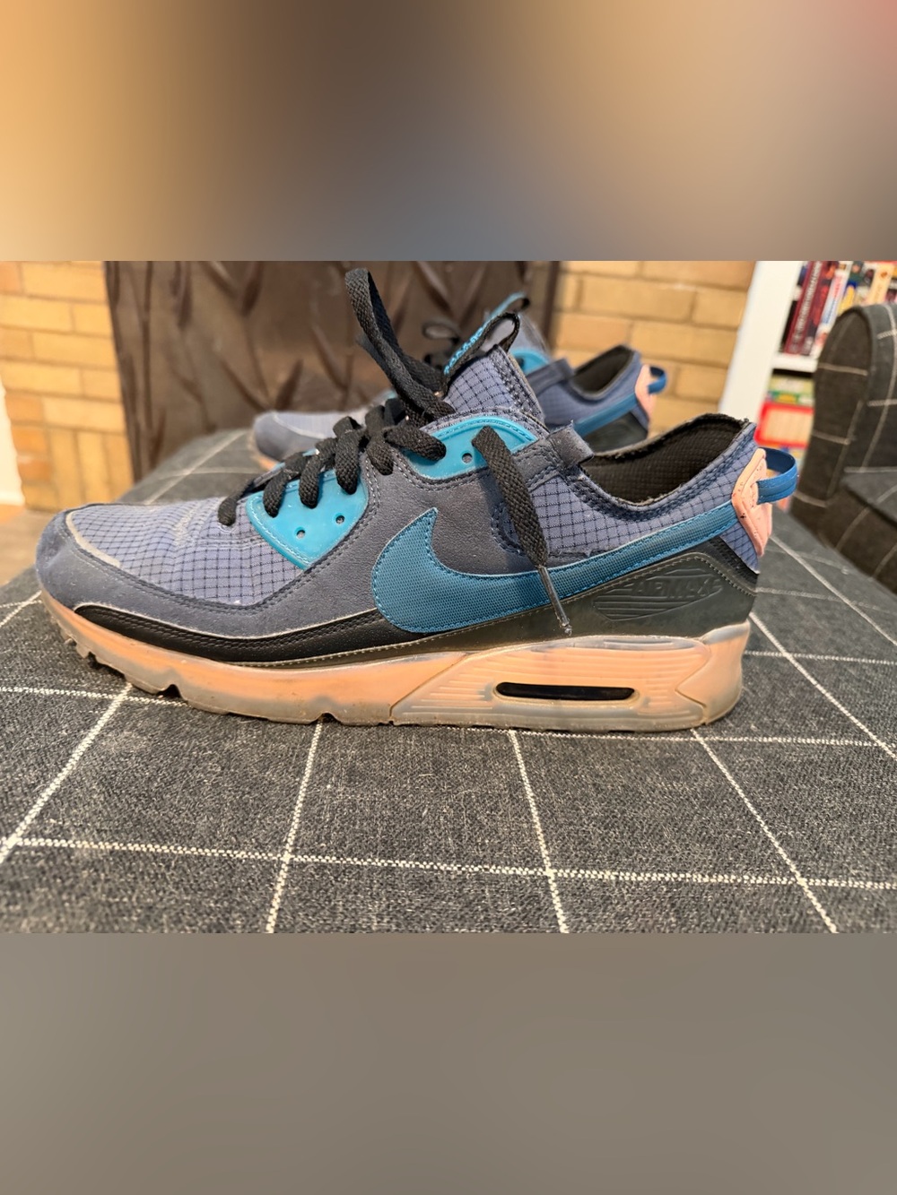 Nike Men's Air Max 90 Terrascape shoes in Obsidian/Marina/Thunder Blue